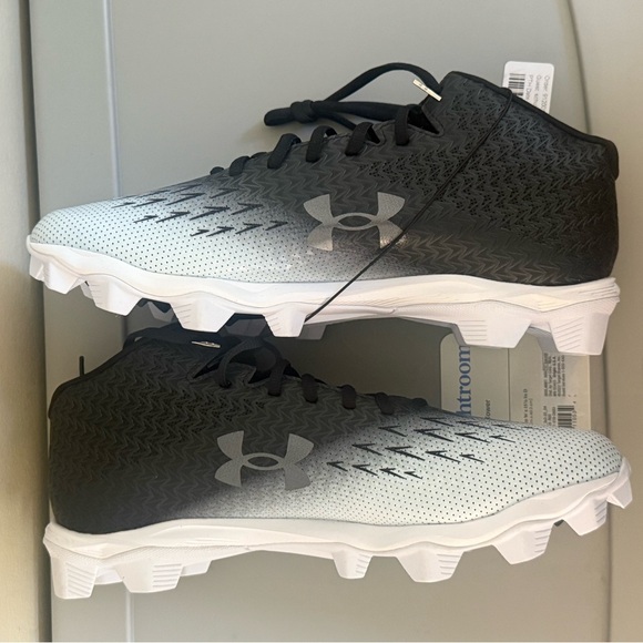 Under Armour Spotlight‎ Franchise RM 4.0 Black White football cleats size 11.5 main image 4